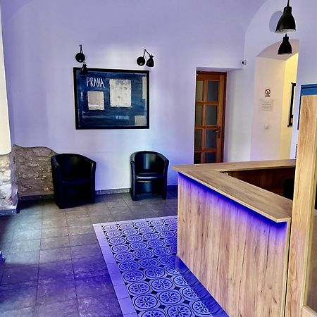 New City Centre Garden Apartment - Central Location Praha Eksteriør bilde