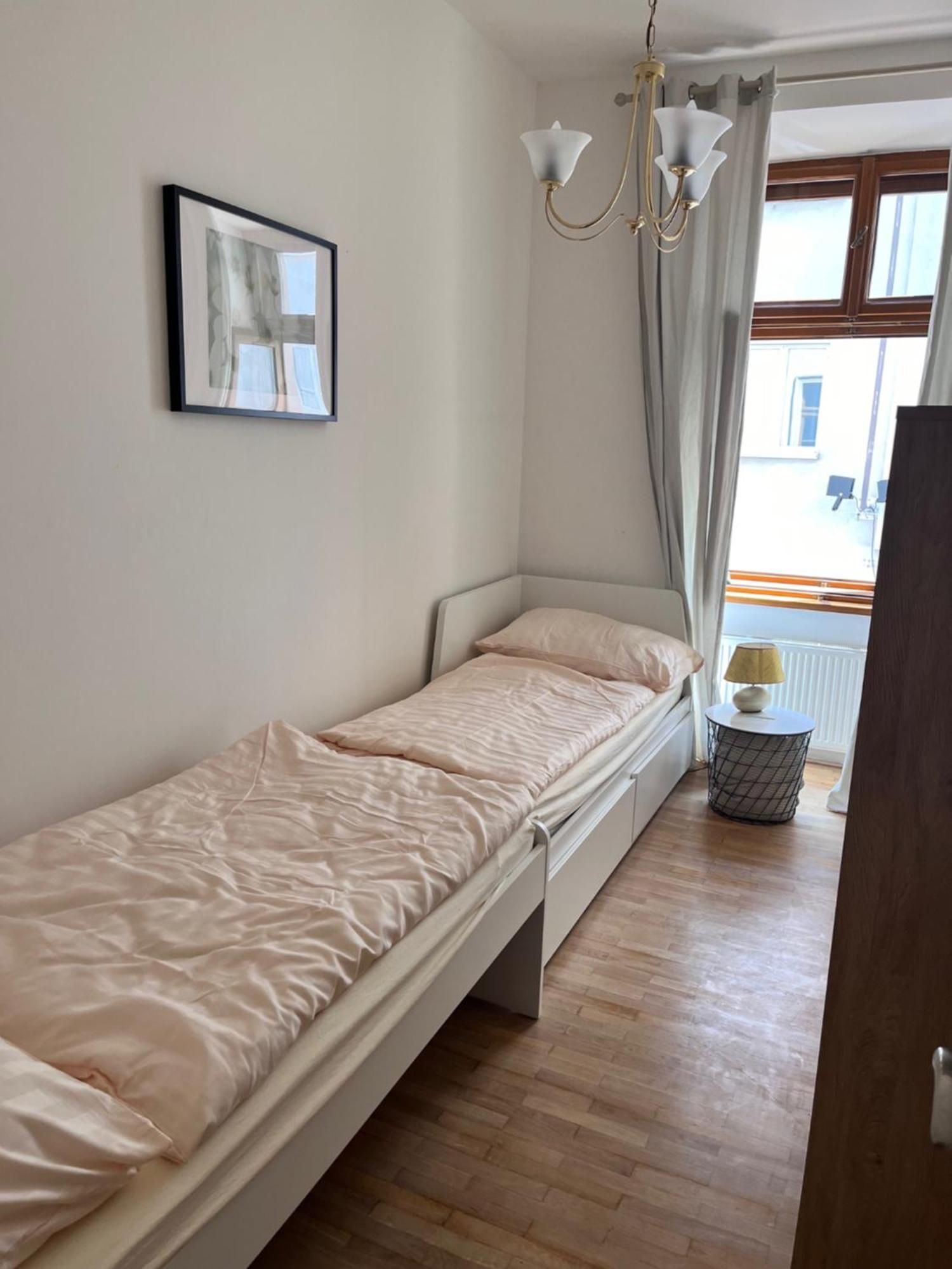 New City Centre Garden Apartment - Central Location Praha Eksteriør bilde