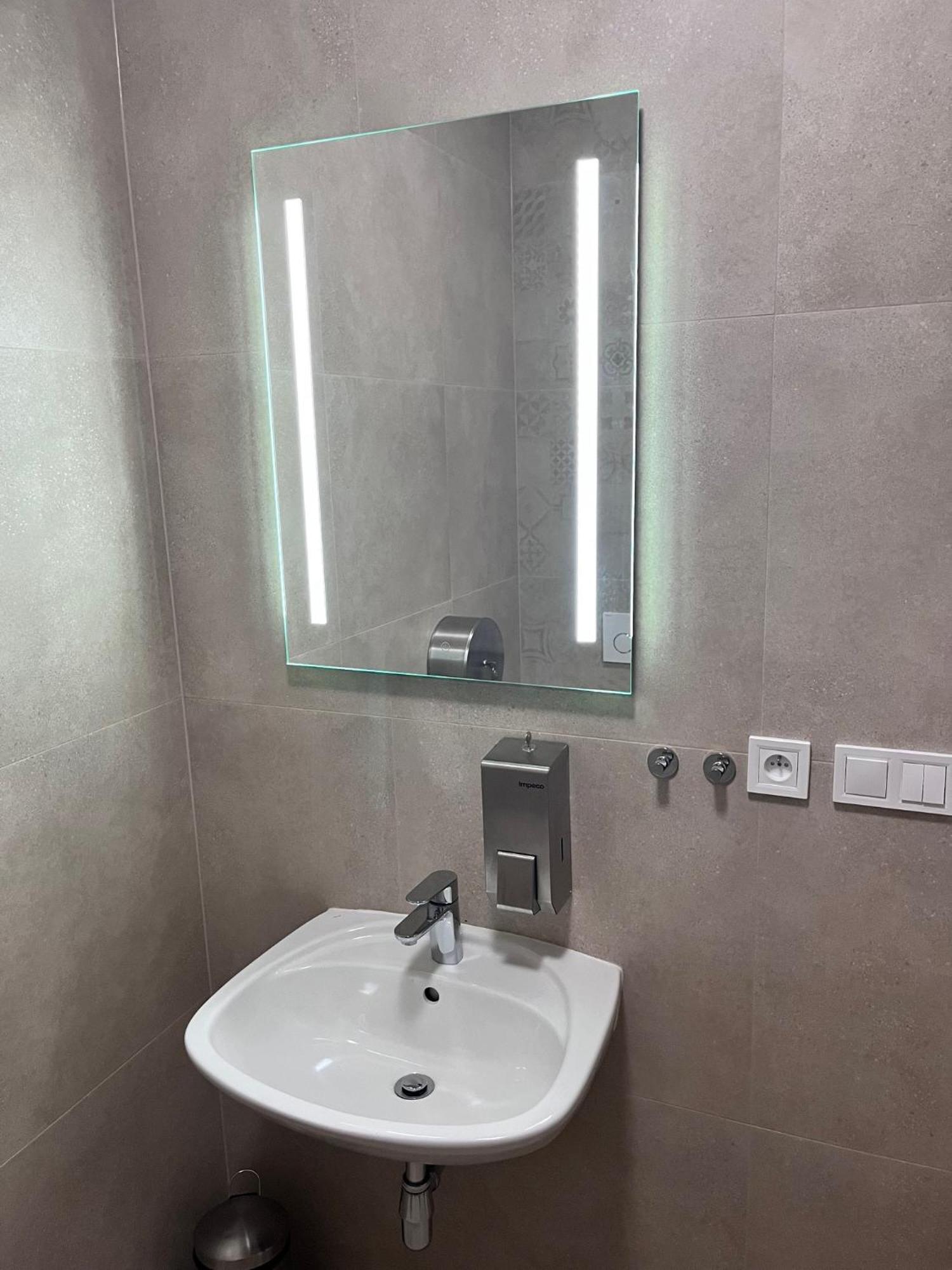 New City Centre Garden Apartment - Central Location Praha Eksteriør bilde