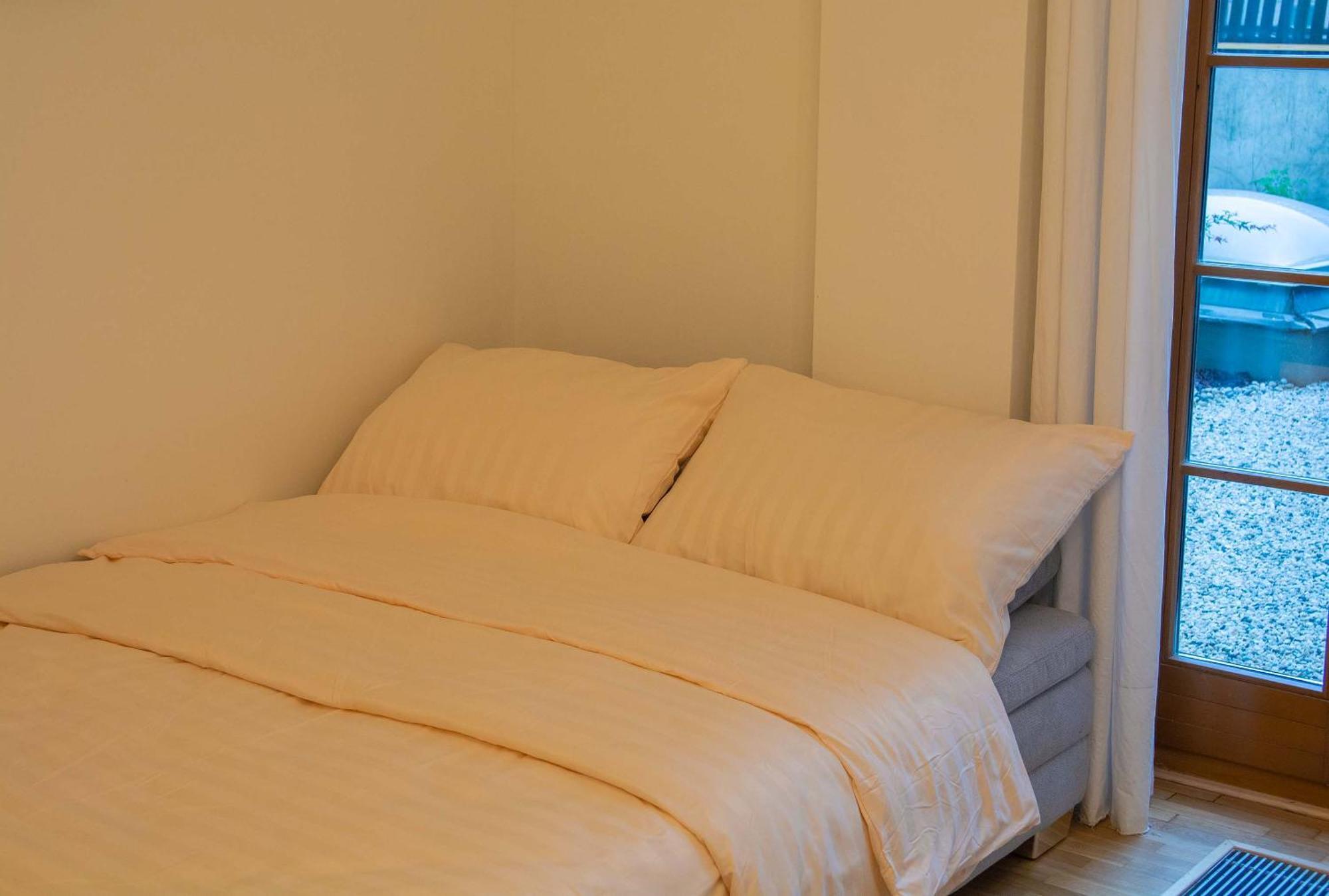 New City Centre Garden Apartment - Central Location Praha Eksteriør bilde