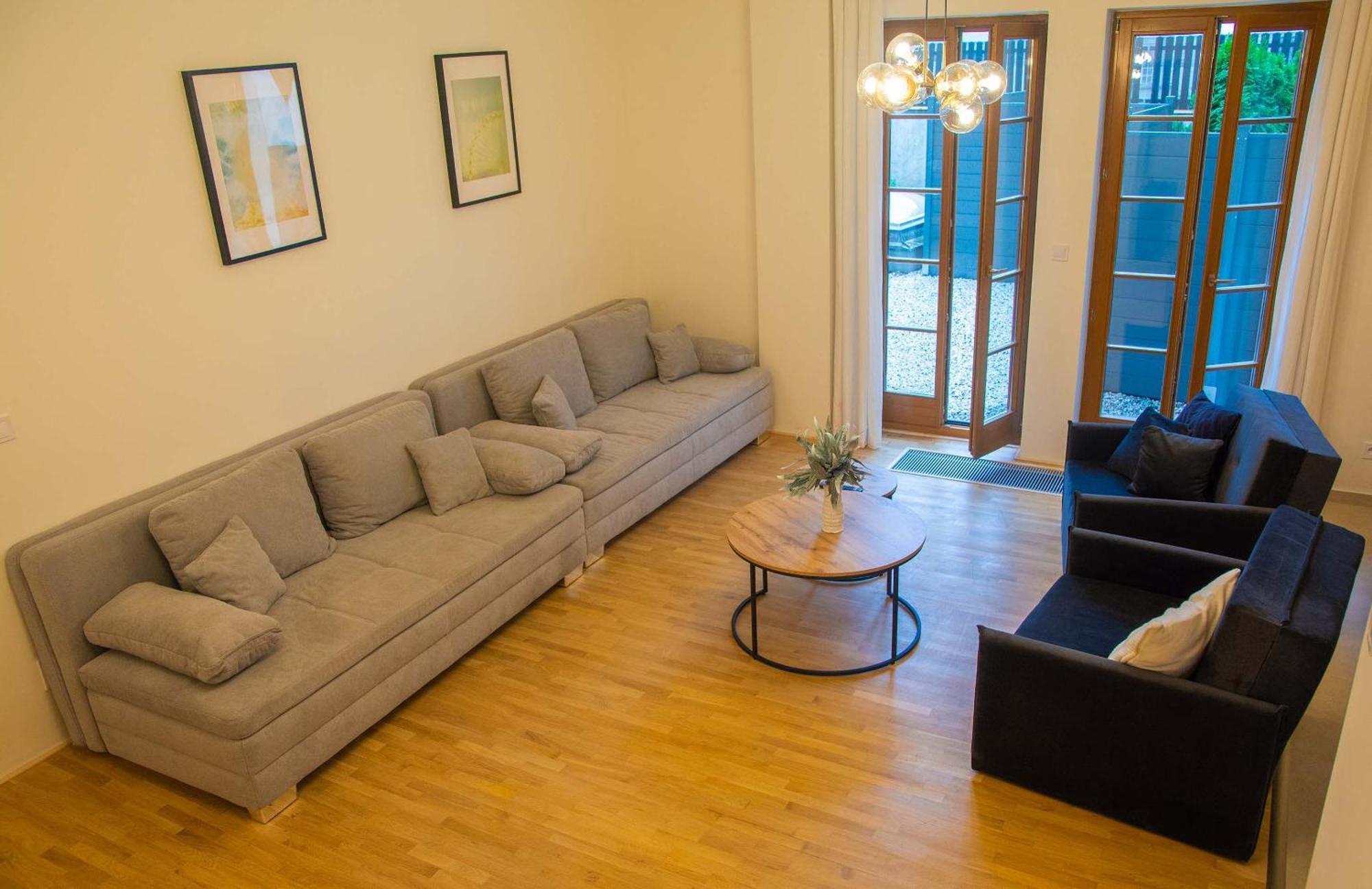 New City Centre Garden Apartment - Central Location Praha Eksteriør bilde