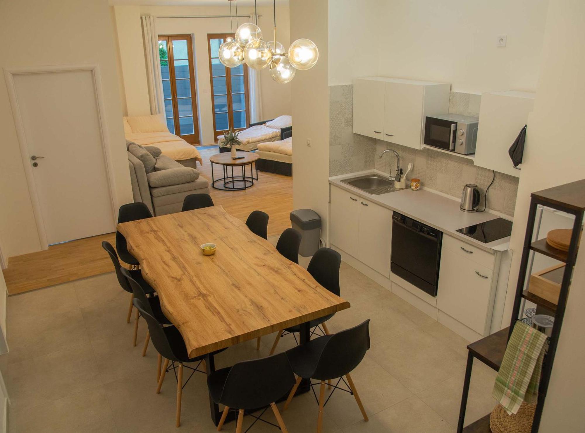 New City Centre Garden Apartment - Central Location Praha Eksteriør bilde