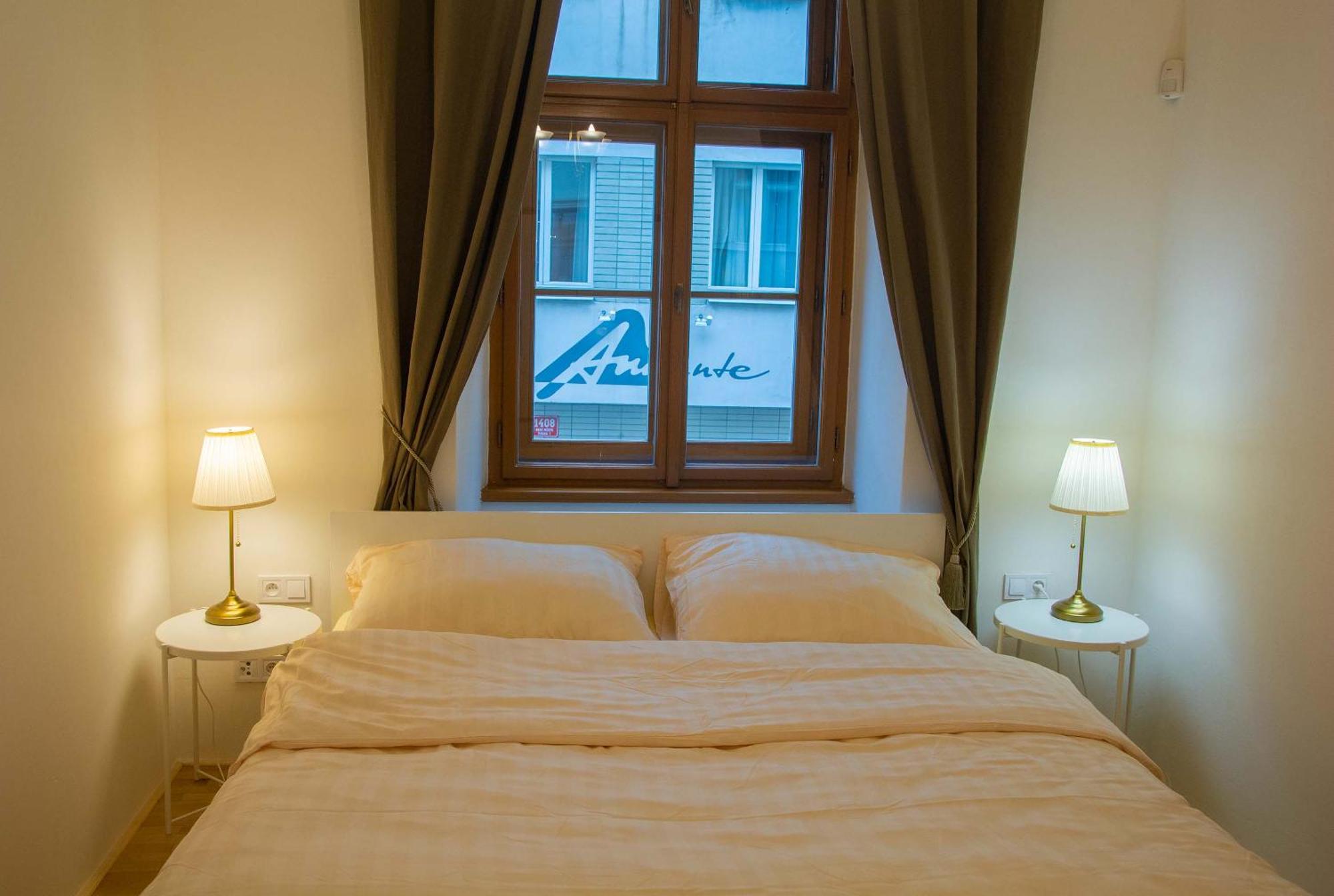 New City Centre Garden Apartment - Central Location Praha Eksteriør bilde